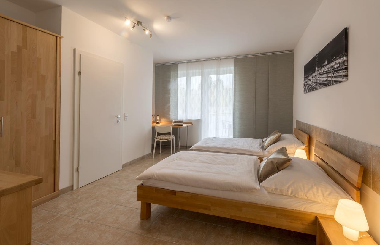 Wn Rooms Wiener Neustadt Extérieur photo