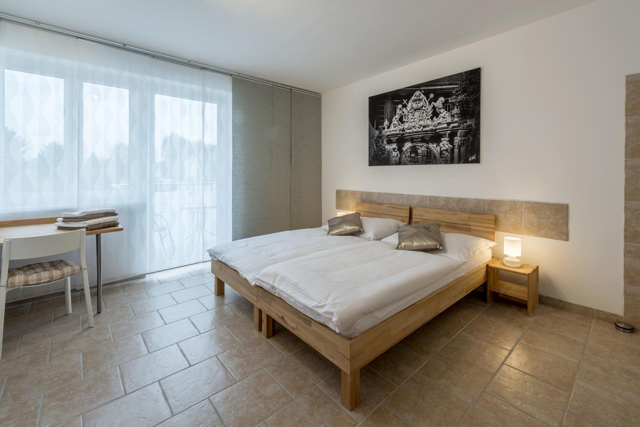 Wn Rooms Wiener Neustadt Extérieur photo
