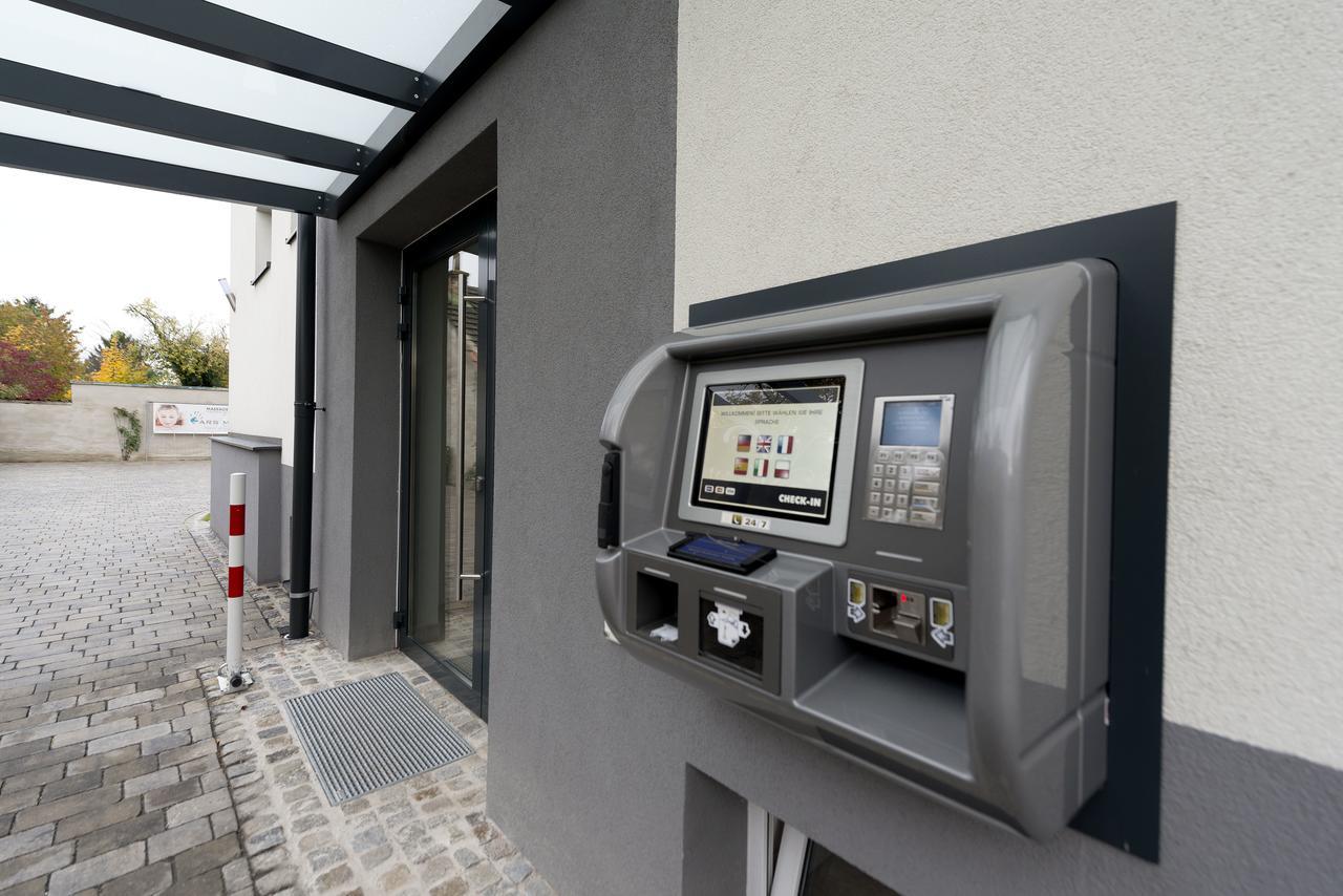 Wn Rooms Wiener Neustadt Extérieur photo