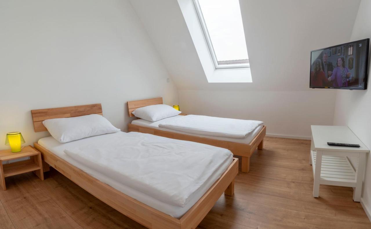 Wn Rooms Wiener Neustadt Extérieur photo