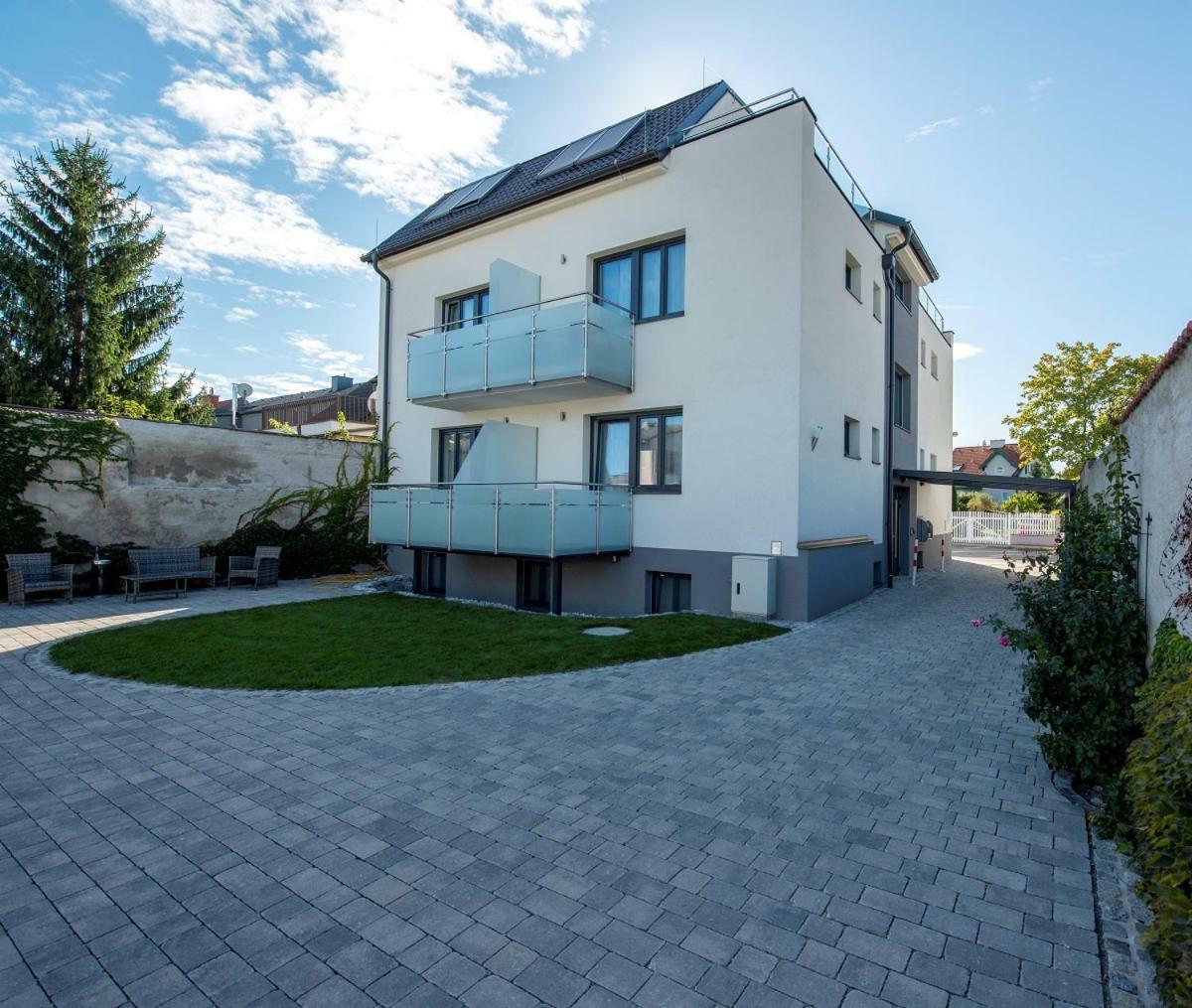 Wn Rooms Wiener Neustadt Extérieur photo